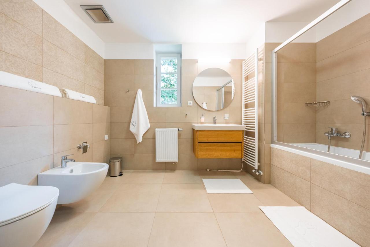 Apartman U Vlka - Hubertus, Карлова-Студанка Экстерьер фото